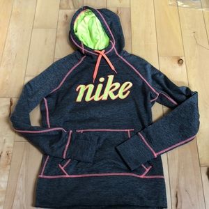 nike sweatshirt